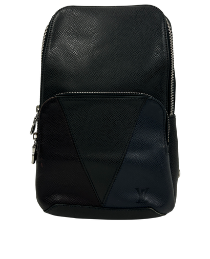 Avenue Sling Bag, 490€, Bolso, Azul/Negro, Animal - Piel, Vista frontal